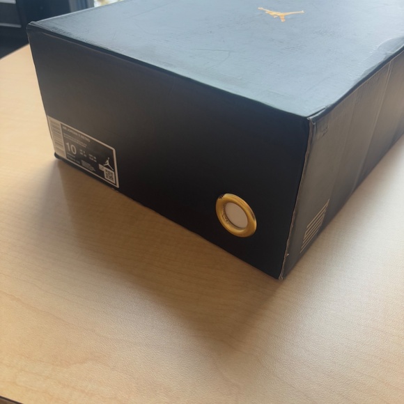 Jordan 11 Retro DMP Gratitude (2023),BLACK/WHITE/METALLIC GOLD,CT8012-170 - Picture 10 of 11